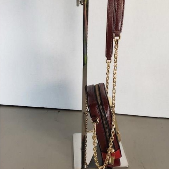 Marc Jacobs Hot Shot Crossbody Bag Red Black and Burgundy w/gold Hardware EUC - Picture 4 of 9